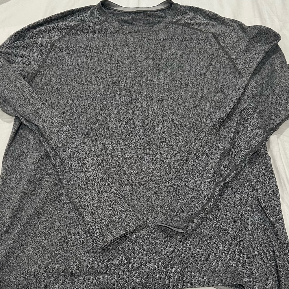 Men's Lululemon Gray Long Sleeve Shirt